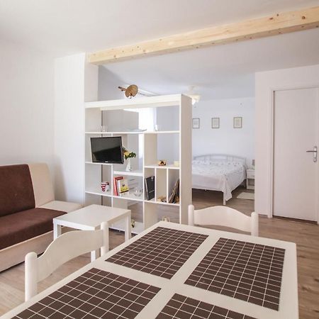 Studio La Boheme Rovinj Bagian luar foto