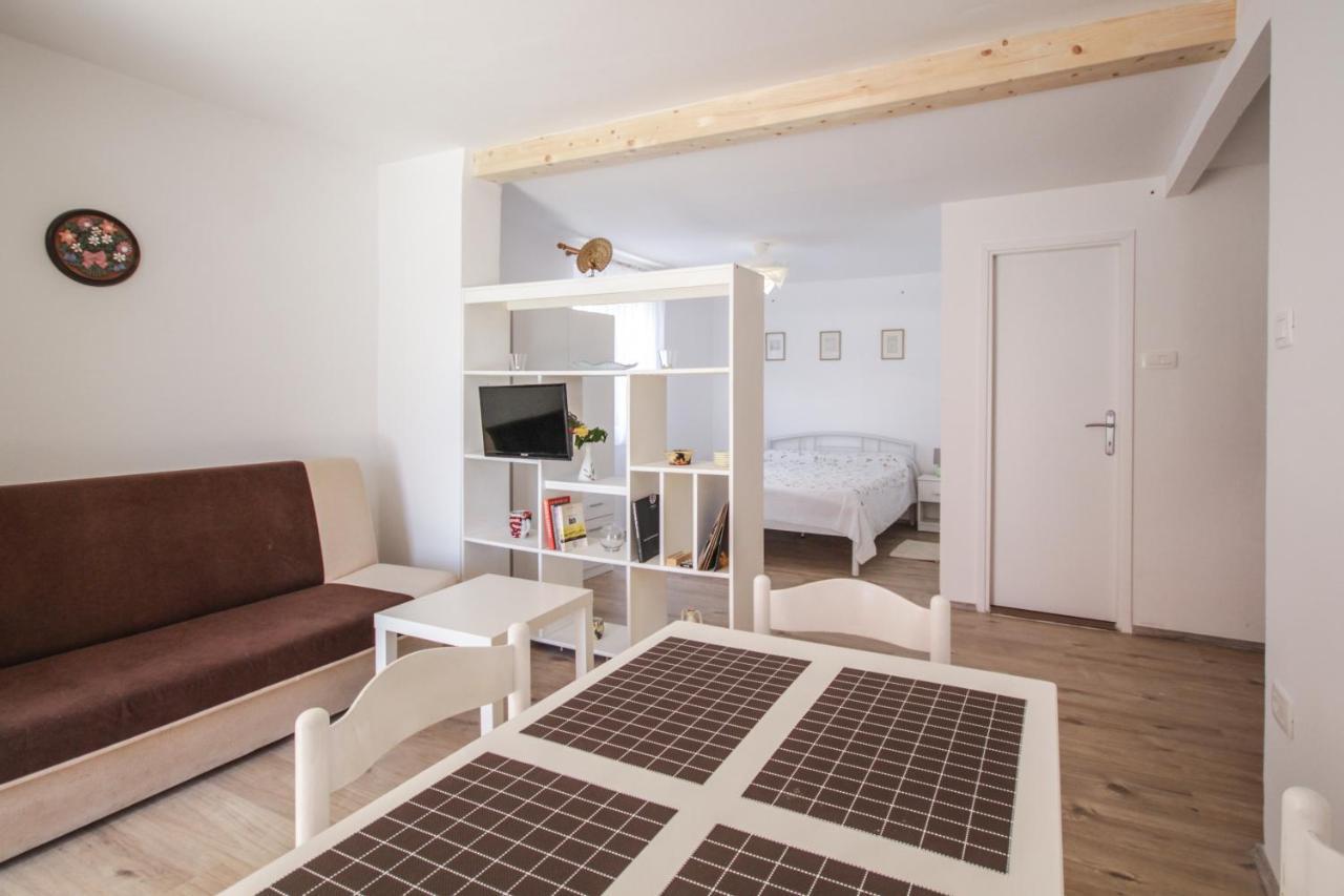 Studio La Boheme Rovinj Bagian luar foto
